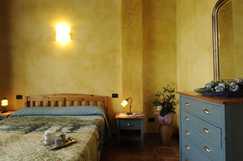 Penzion Agriturismo Gian Galeazzo Visconti Valeggio sul Mincio Pokoj fotografie